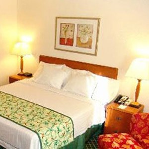 Fairfield Inn & Suites - 