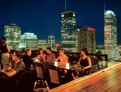 L'hotel De La Montagne - Hotel summer terrace located 20th floor
