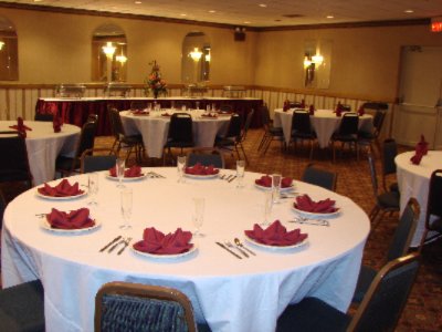 Days Inn & Suites - 