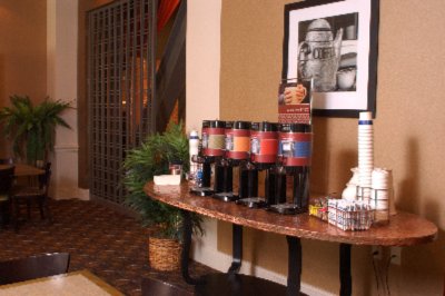 Hampton Inn & Suites Ogden - 