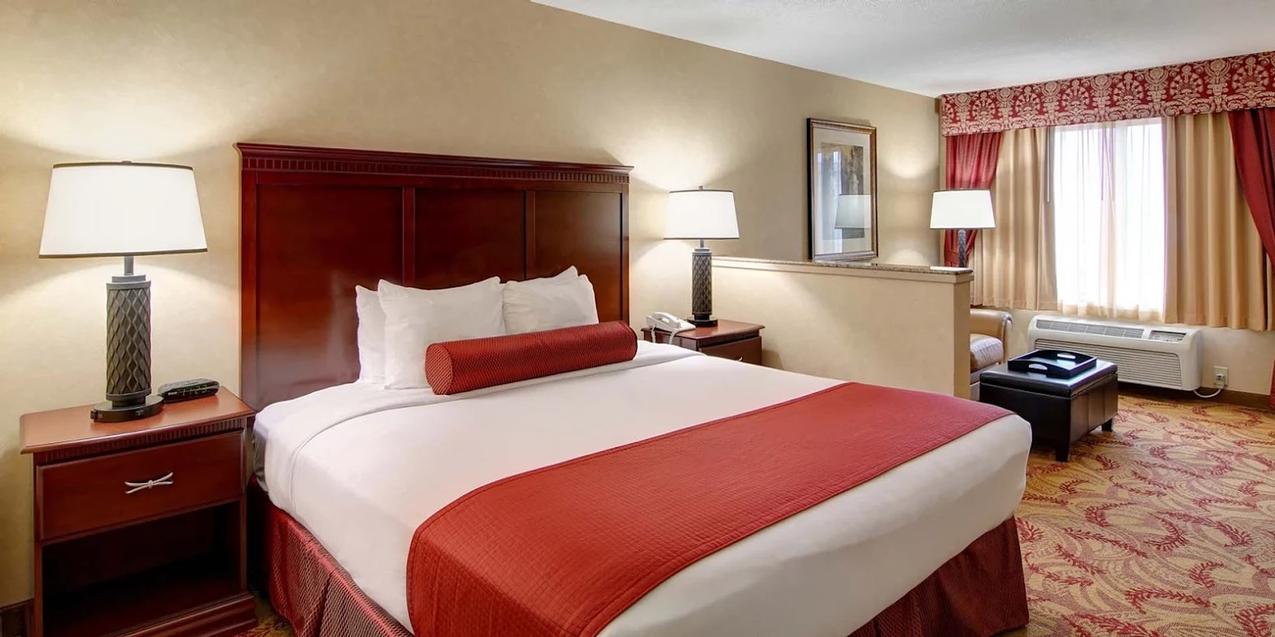 Phoenix Grand Hotel - 