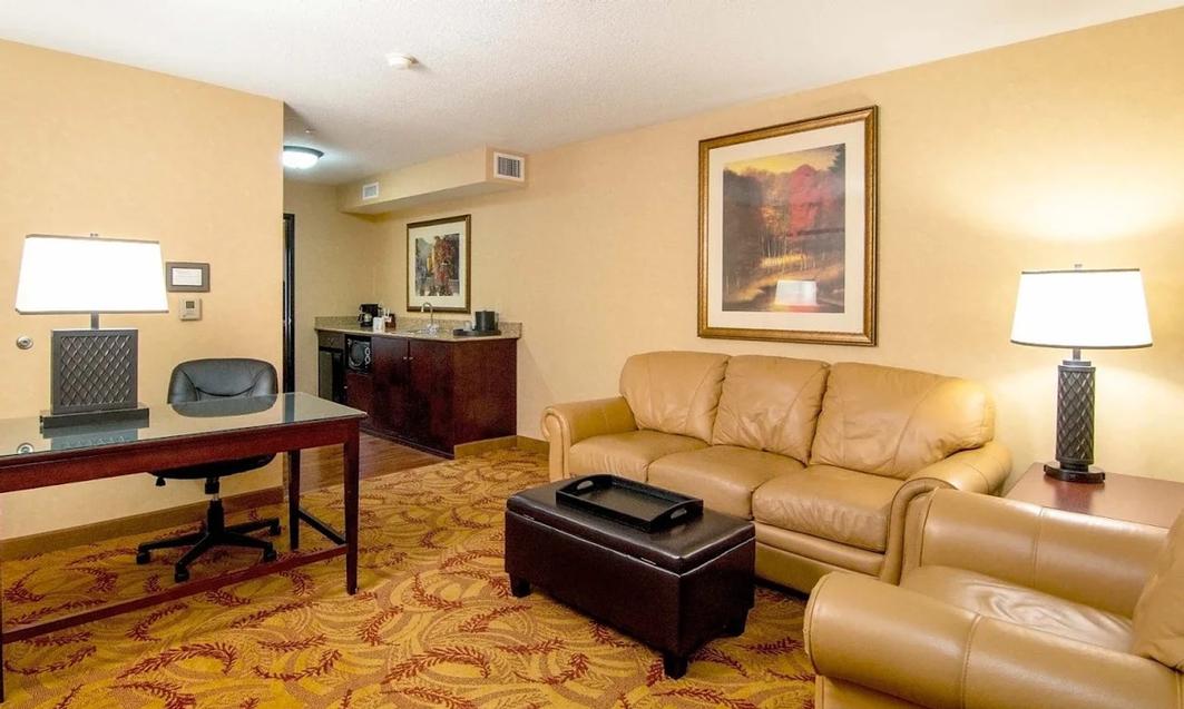 Salem Conference Center - 