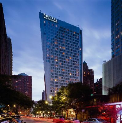 Sofitel Chicago Water Tower Amidst The Excitement Of The Magnificent Mile