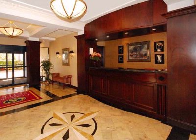 Comfort Suites Woodbridge - 
