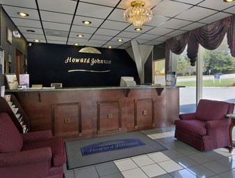 Howard Johnson Inn - 