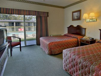 Howard Johnson Inn - 