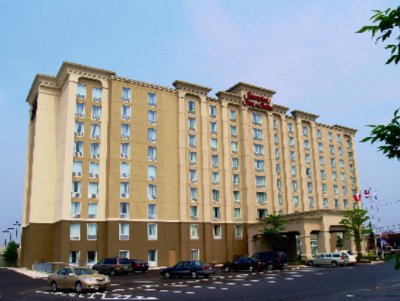 Hampton Inn & Suites Toronto Airport - Exterior Front Picture Of Hotel