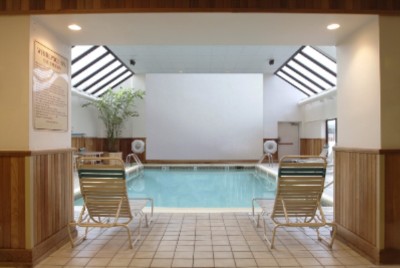 New York Laguardia Airport Marriott - Indoor Pool
