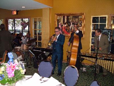 Ramada Lake Shore - We Have Live Jazz On Fridays
