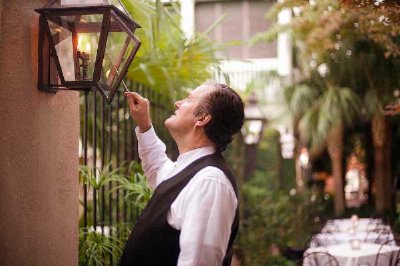 Planters Inn - 