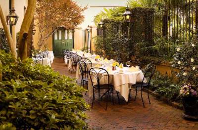 Planters Inn - 
