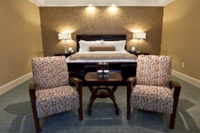 The Town & Country Inn & Conference Center - 