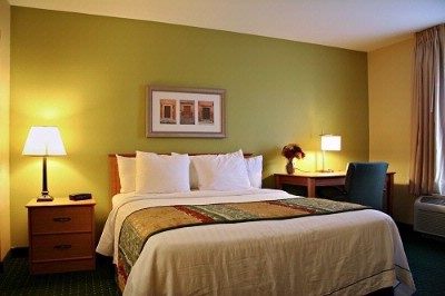 Phoenix Towneplace Suites by Marriott - Two Bedroom Seperate From Living Area