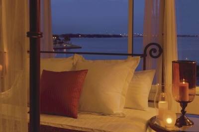 The Grove Isle Hotel & Spa - Corner Suite