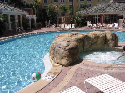 Marriott Residence Inn Lake Buena Vista - Carribbean Themed Pool Area With Pool Bar