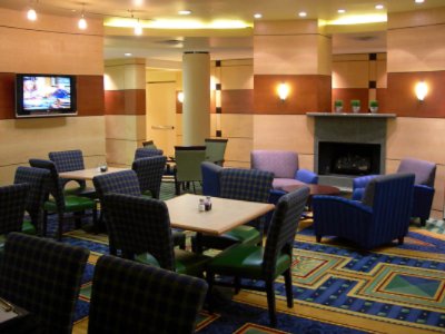 Springhill Suites by Marriott - Lobby