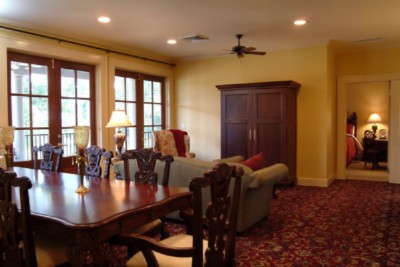 Dining In Grand Parlor