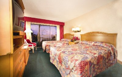 Brighton Suites Hotel - Double Bedroom