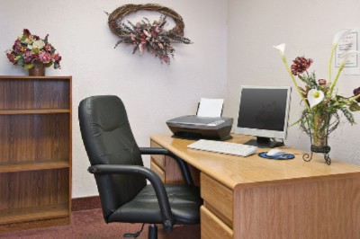 Ramada Inn Hotel & Convention Center - Business Center