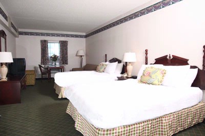Hotel Grand Victorian - Double Queen Rooms
