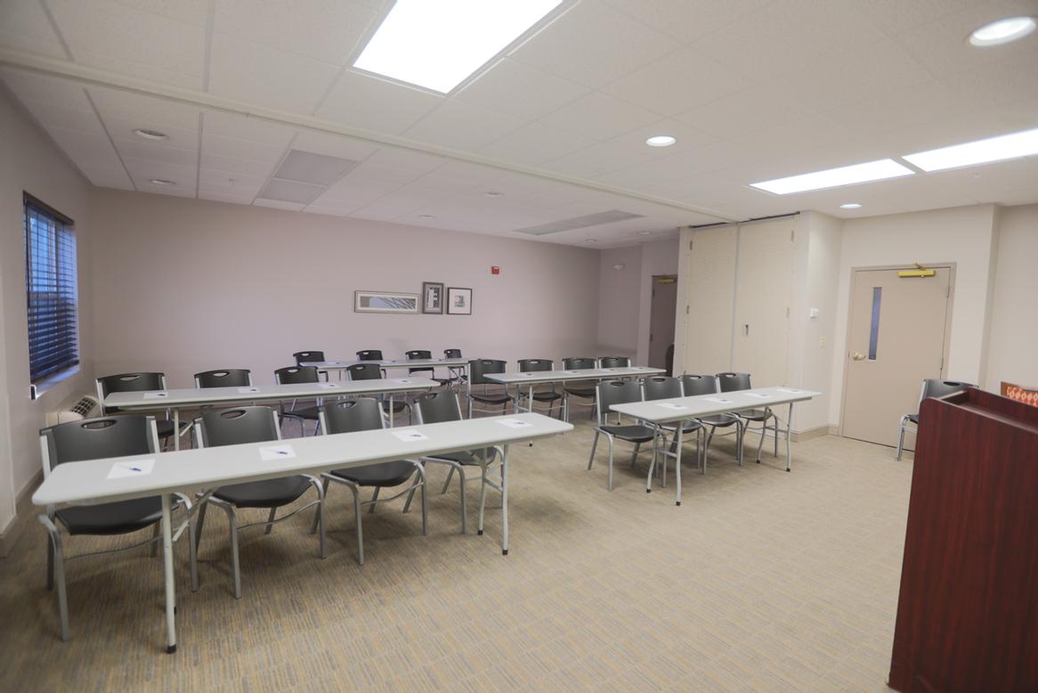 Country Inn & Suites at Freestyle Music Park - Breakfast Area