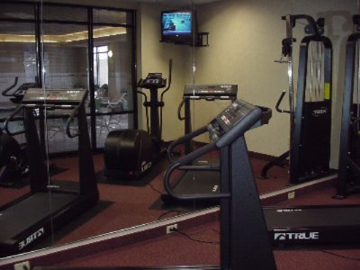 Courtyard by Marriott Louisville Airport - Exercise Room