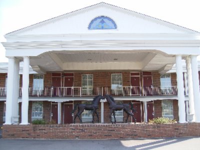 Best Western General Nelson Inn - 