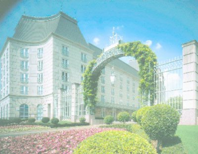 Hotel Crescent Court - Front Drive