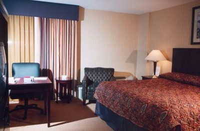 Guest Room - King Bed - Newly Renovated