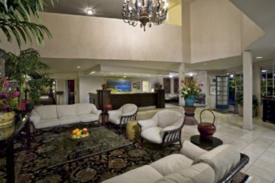 Santa Barbara Inn - Hotel Lobby