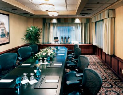 Hotel Phillips - 