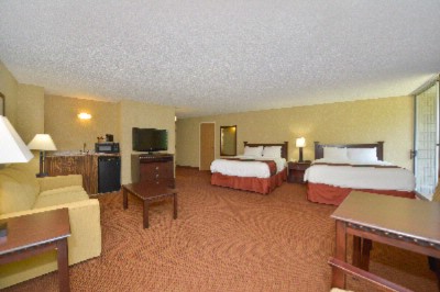 Best Western Branson Inn & Conference Center - Newly Remodeled Double Queen Room