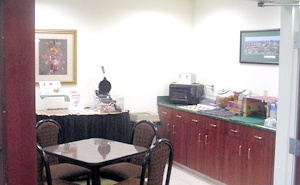 Best Western Dixie Inn - 