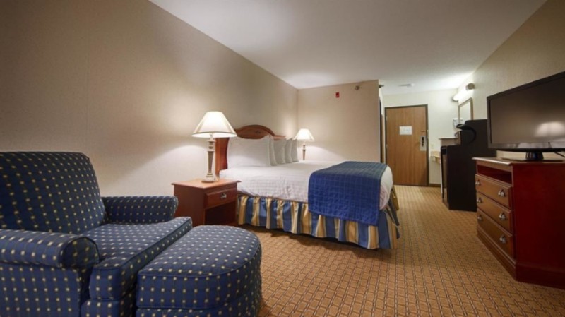 Best Western Airport Inn - Double Queen Geust Room