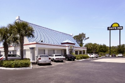 Days Inn - Ihop Restaurant On Property
