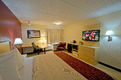 Red Roof Inn Miami Airport - 