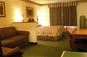Country Inn & Suites Waco - One Room Suite
