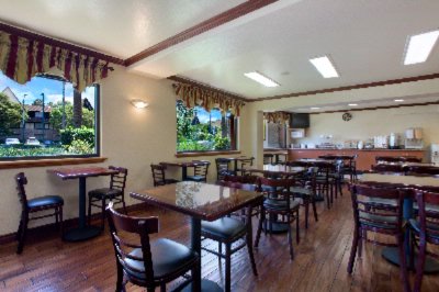 Breakfast Room
