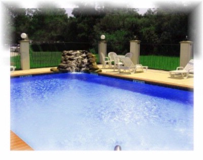 Best Western Sam Houston Inn & Suites - 