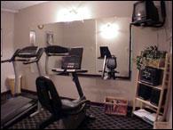 Econo Lodge - 