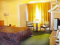 Econo Lodge - 