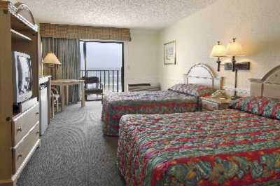 Days Inn Tropical Seas - Beachfront Room With 2 Beds And Private Balcony