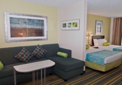 Springhill Suites Houston Hobby Airport - Living Room