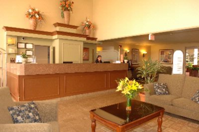 Châteauneuf Laval Hotel - 