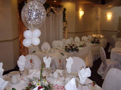 Châteauneuf Laval Hotel - 