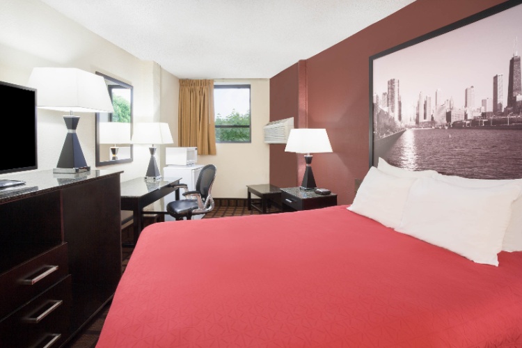 Super 8 Motel Chicago - 