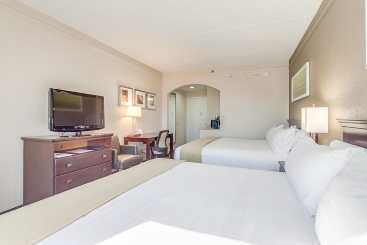 Comfort Inn Midlothian Turnpike - 