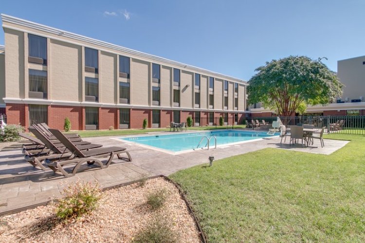 Comfort Inn Midlothian Turnpike - Double King Beds