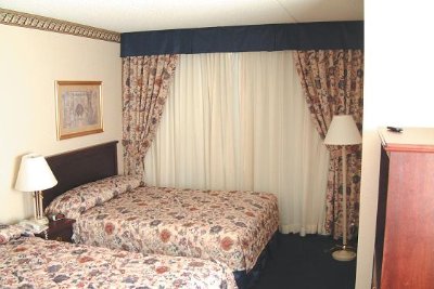 Admiral Hotel & Suites - 