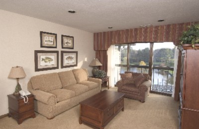 Bob Timberlake Suite In Chetola Lodge